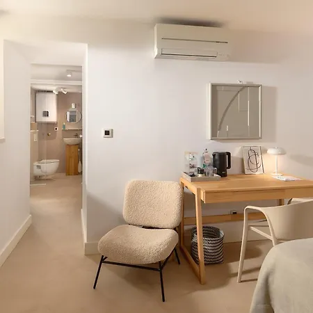 Ibella Boutique Rooms-3